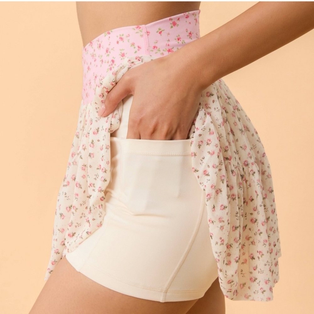 NWT Blogilates Ballerina Skort Pink Floral - Picture 6 of 13